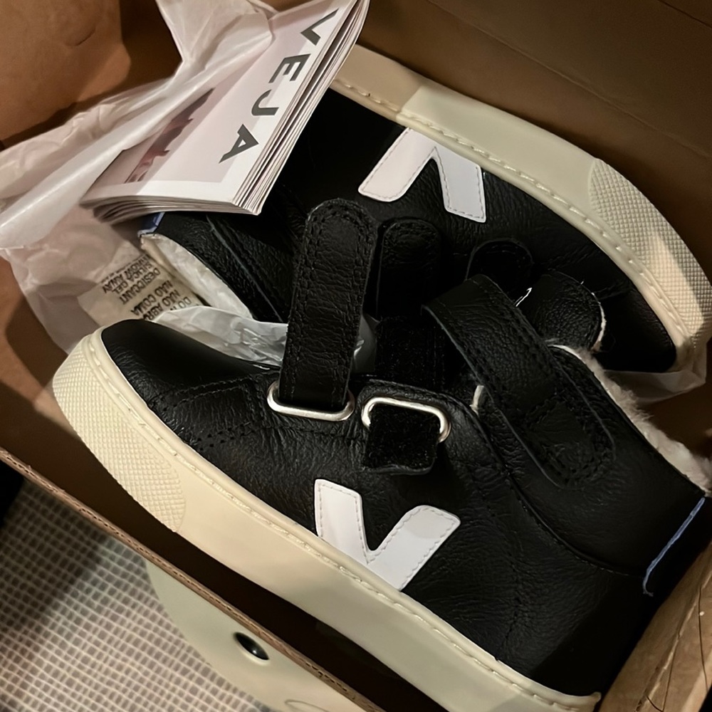 Brand new Veja shearling boots